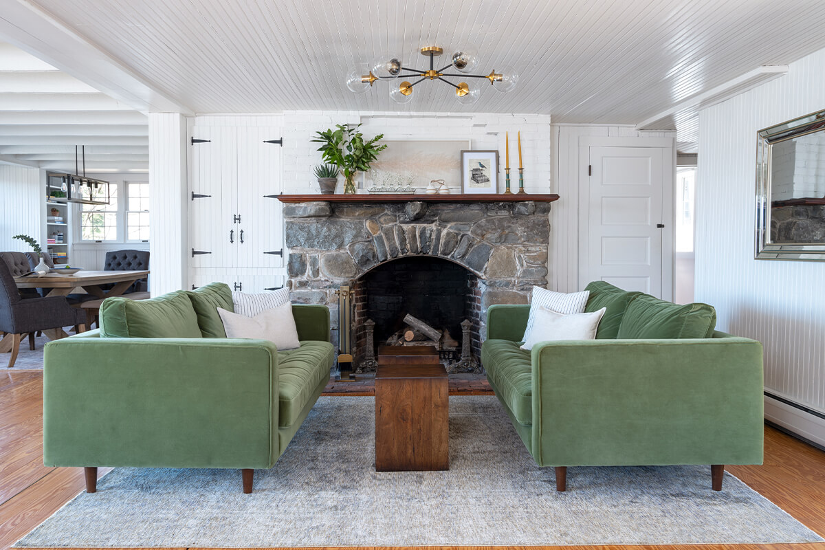 Why does green make a home feel luxurious?​